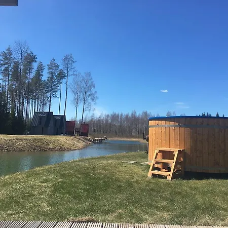 Üdülőpark Center *